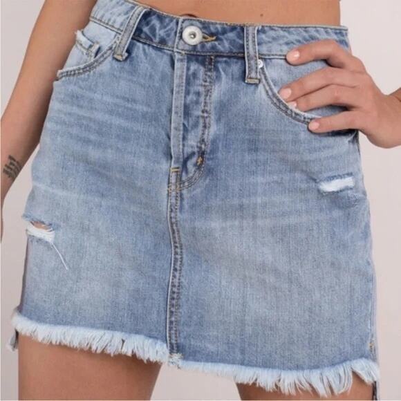 Band of Gypsies Women's Ella Distressed Button Fly Blue Denim Jean Skirt Size 26 - Picture 1 of 8
